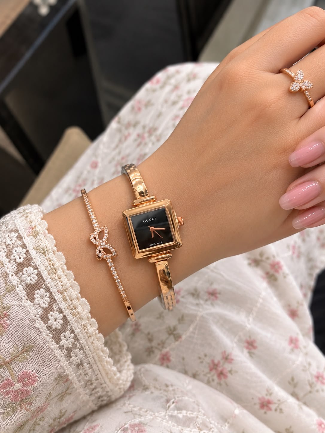 ELLE